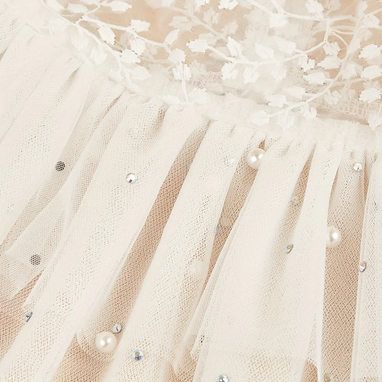 Sweet white Dog Wedding Party Mesh Dress Suitable For Dogs