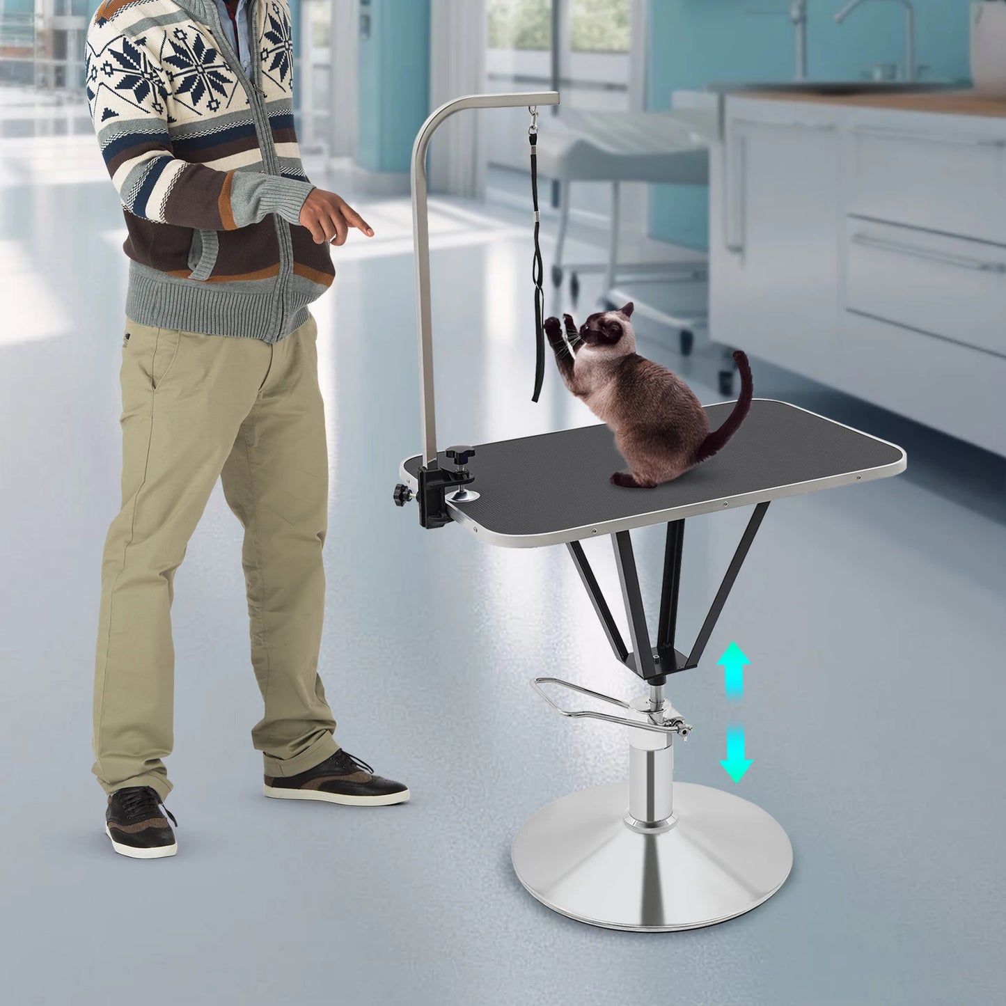 Grooming Table- Hydraulically Lifting - 360° Tabletop Swivel Angle Animal Care Table