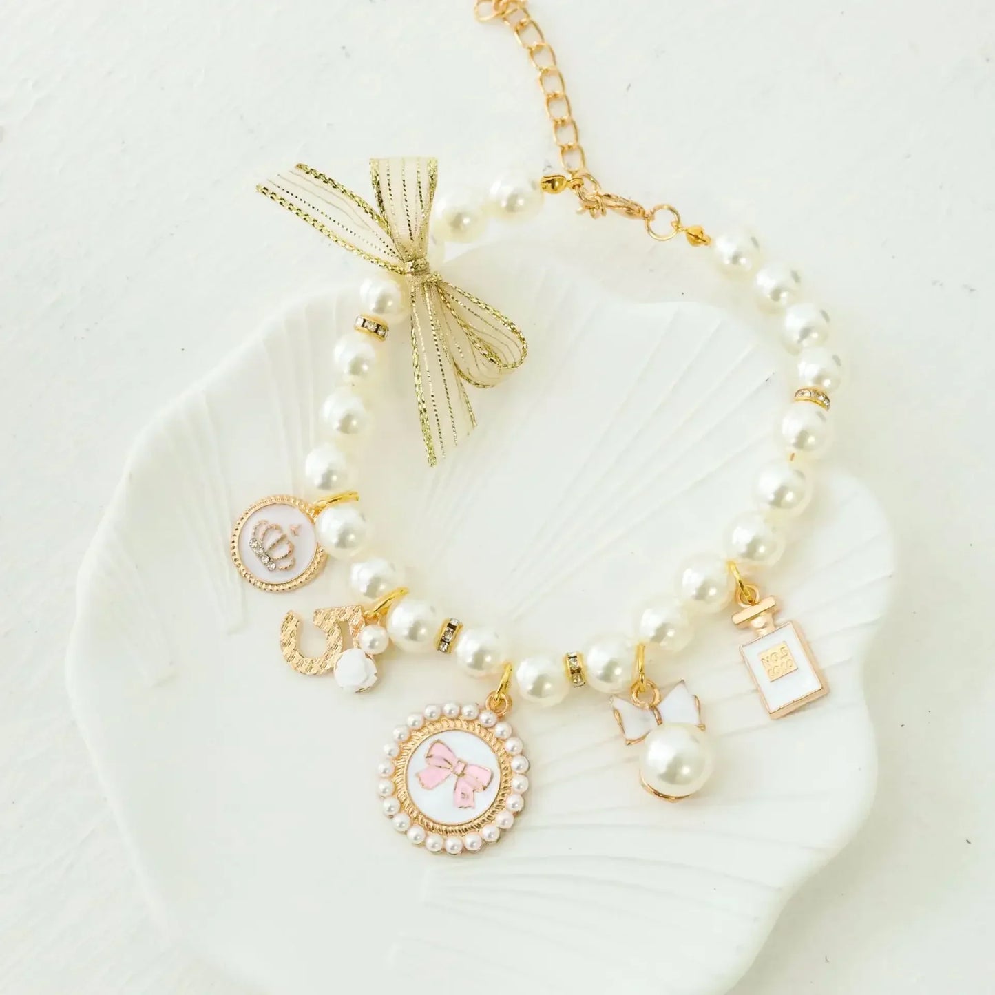 Classy Bow Pearl Collar Jewelry- Pendant Princess Necklace