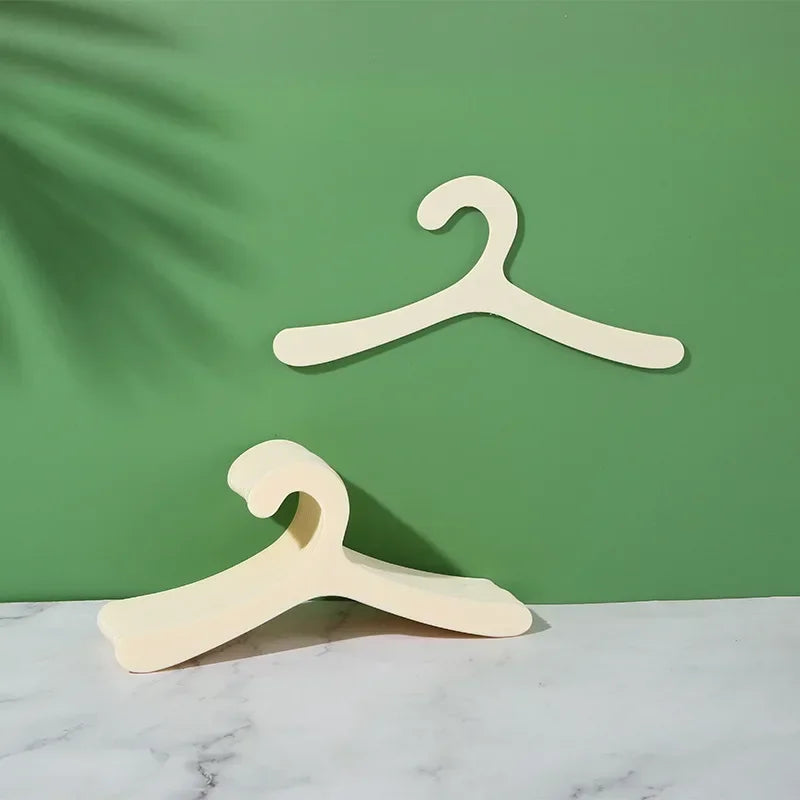 20 pcs Pet Hanger- Plastic Coat Hangers Supplies Apparel