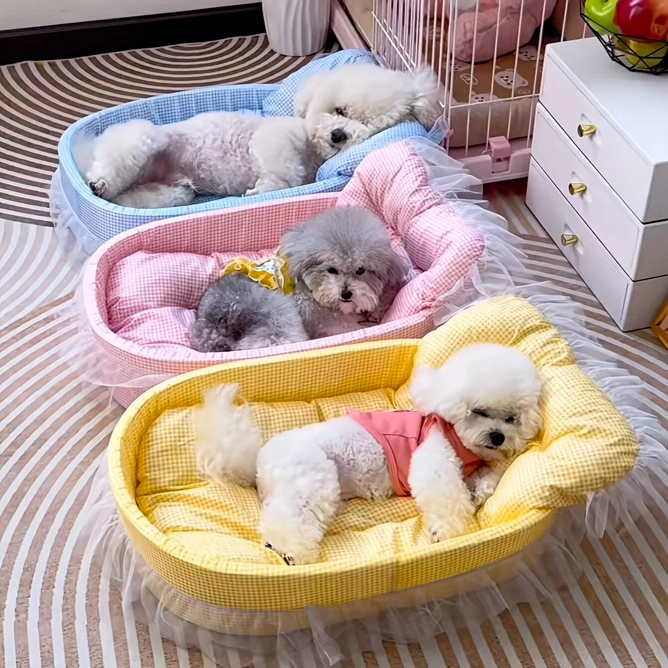 Cute Lace-Trimmed Pet Princess Bed- Soft Polyester Plush- Oval for Small Dogs- Easy Assembly- Indoor Use-Bed & Blankets